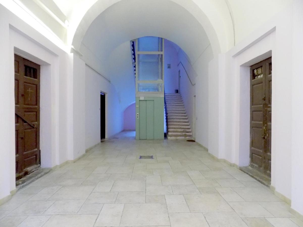 Treehouse Apartment Bari